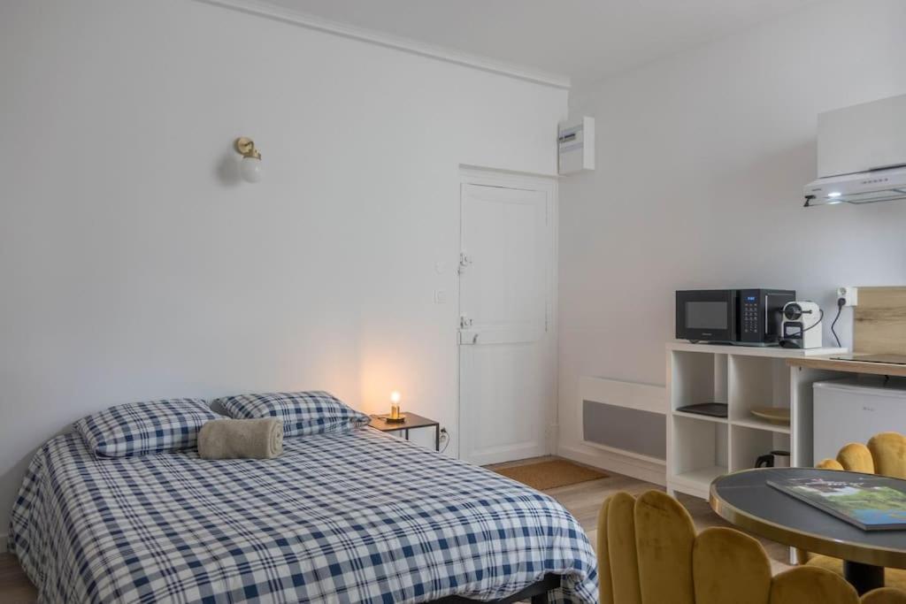 Ferienwohnung Studio Contemporain A Deux Pas De La Cathedrale Orléans Exterior foto